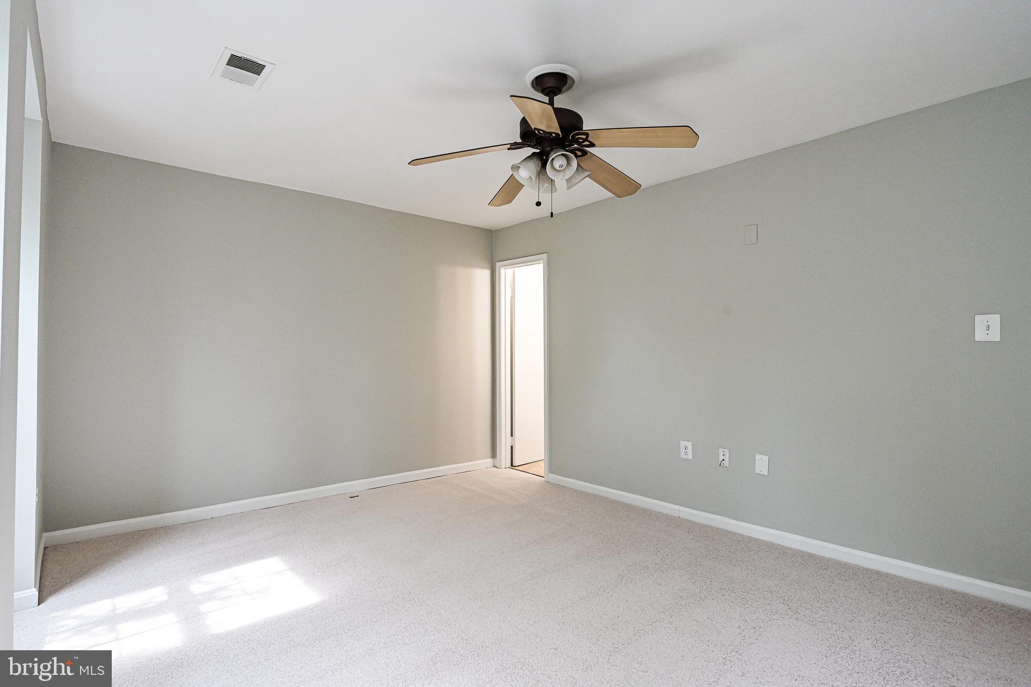 10283 Latney Road Fairfax, VA 22032 - Photo 18 of 40