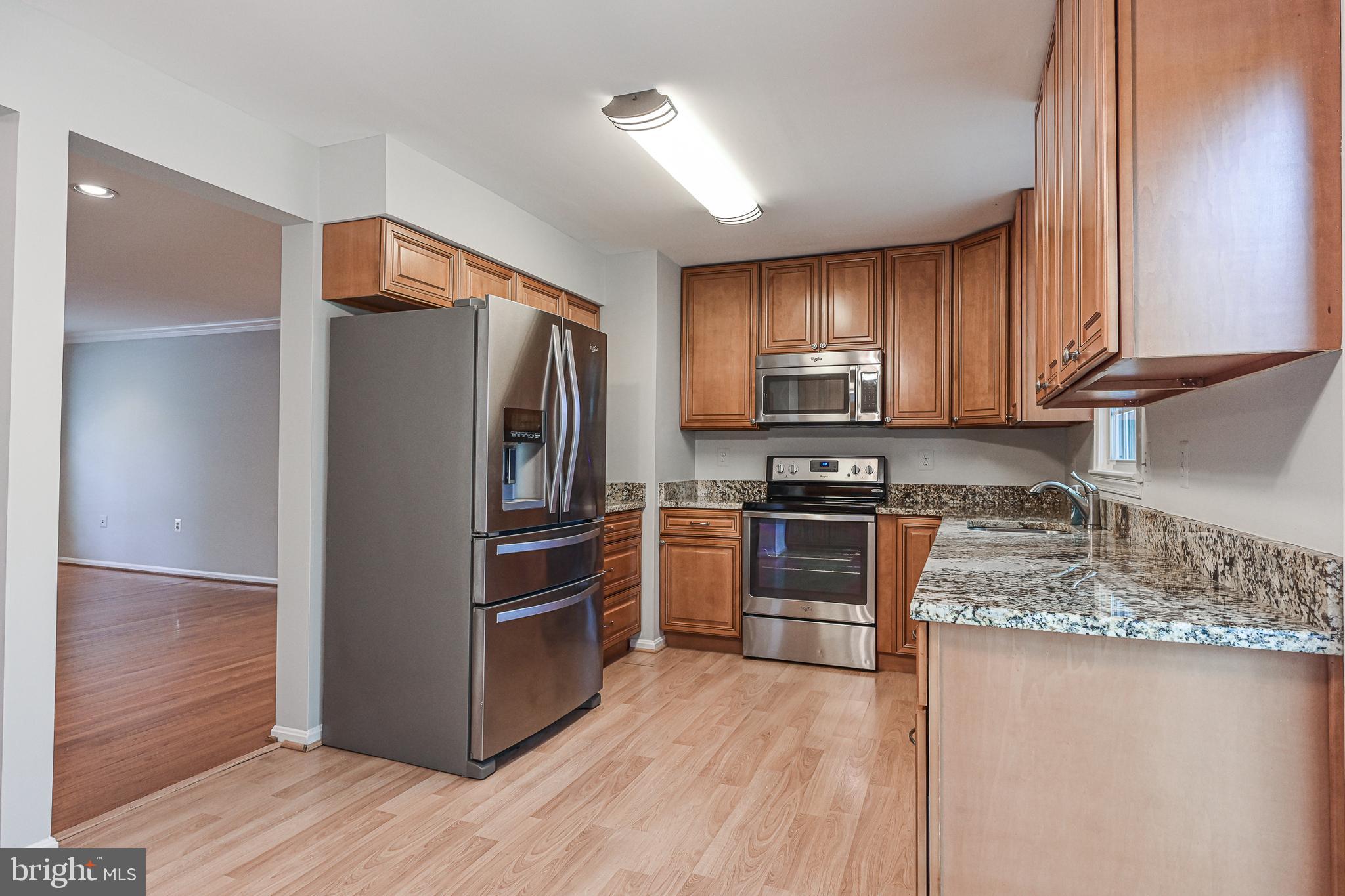 10283 Latney Road Fairfax, VA 22032 - Photo 8 of 40