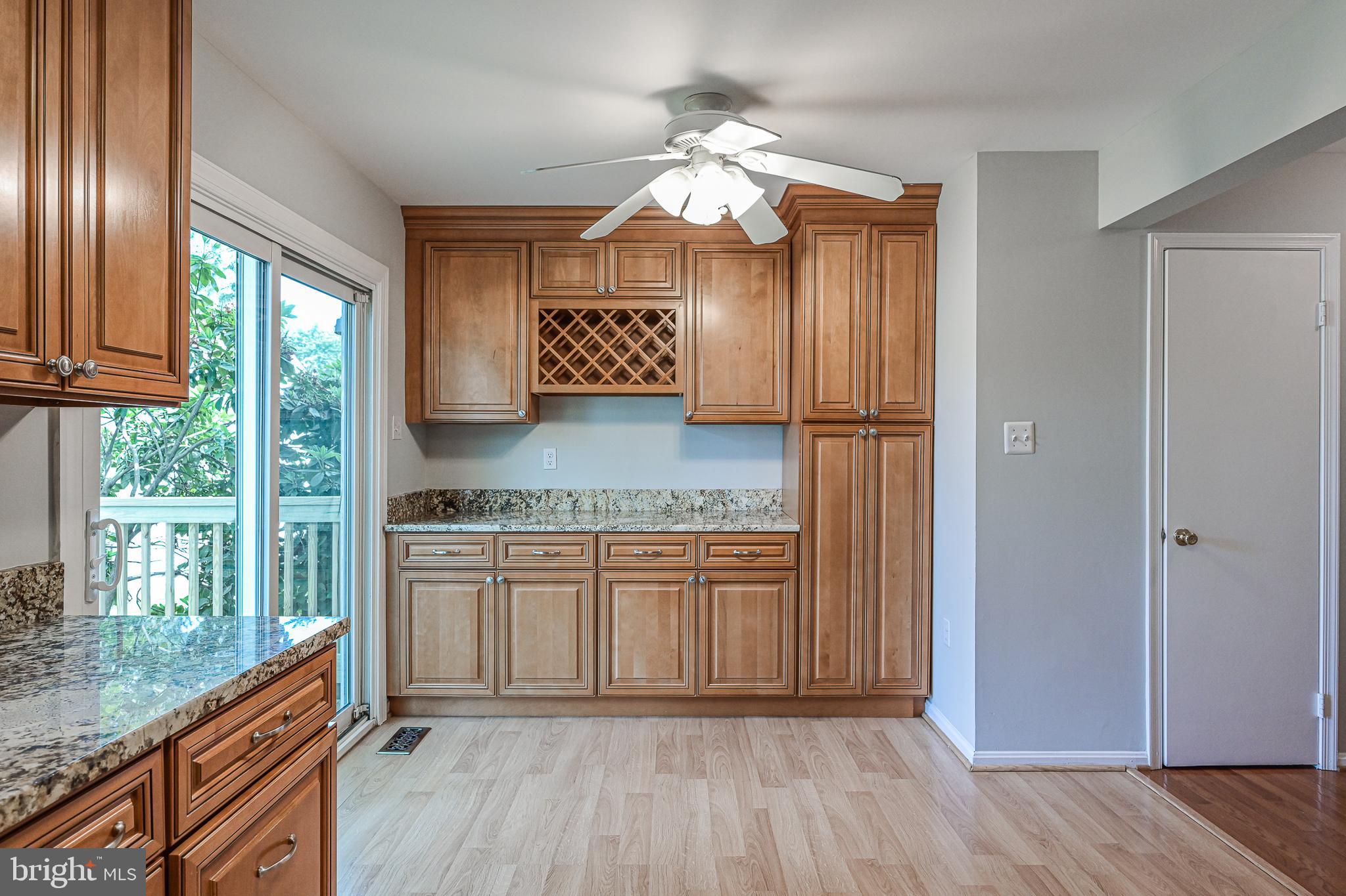 10283 Latney Road Fairfax, VA 22032 - Photo 9 of 40