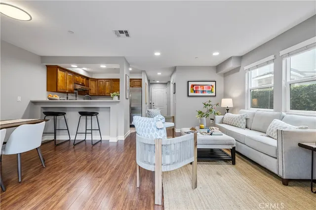 $1,188,000 | 78 North Sierra Bonita Avenue, Unit 2, Pasadena, CA 91106