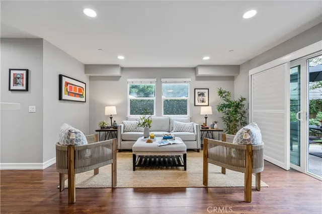 $1,188,000 | 78 North Sierra Bonita Avenue, Unit 2, Pasadena, CA 91106