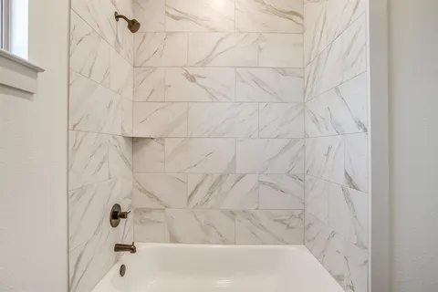 $519,000 | 237 Kilkenny Road, Poolville, TX 76487