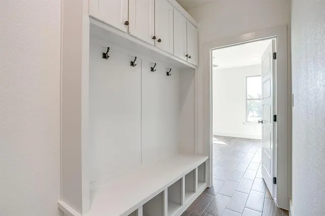 a view of an empty walk in closet