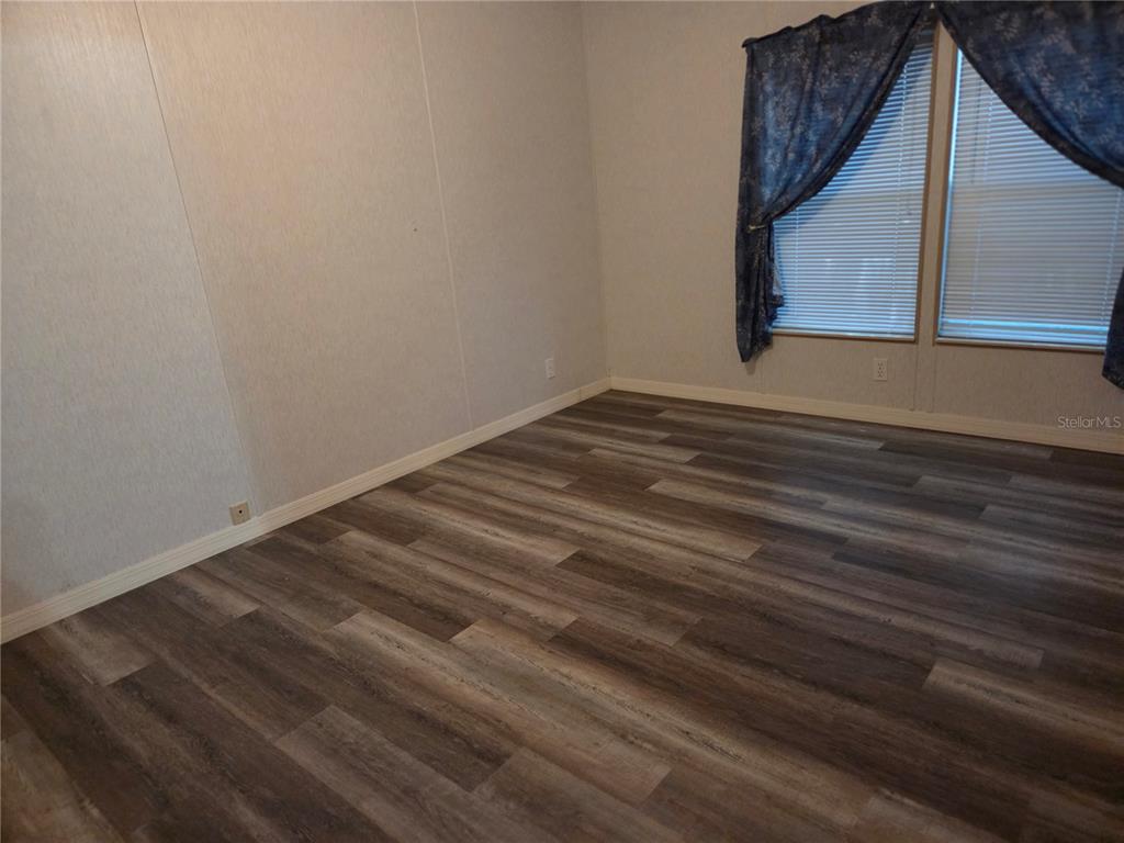 3224 Manatee Road Tavares, FL 32778 - Photo 9 of 27