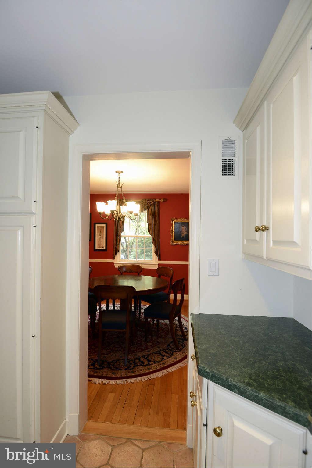 5606 Harwick Road Bethesda, MD 20816 - Photo 13 of 30 Kitchen