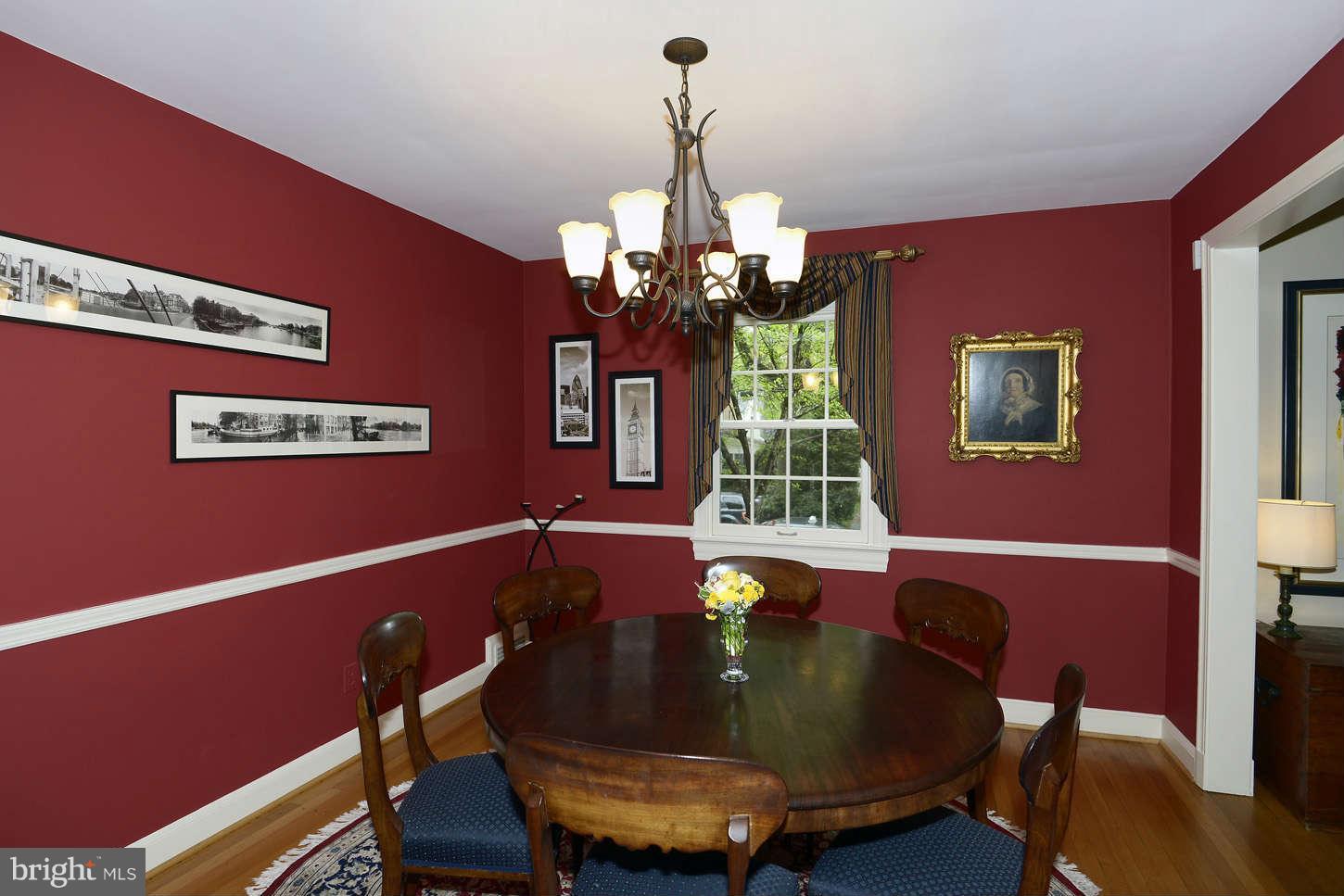 5606 Harwick Road Bethesda, MD 20816 - Photo 14 of 30 Dining Room