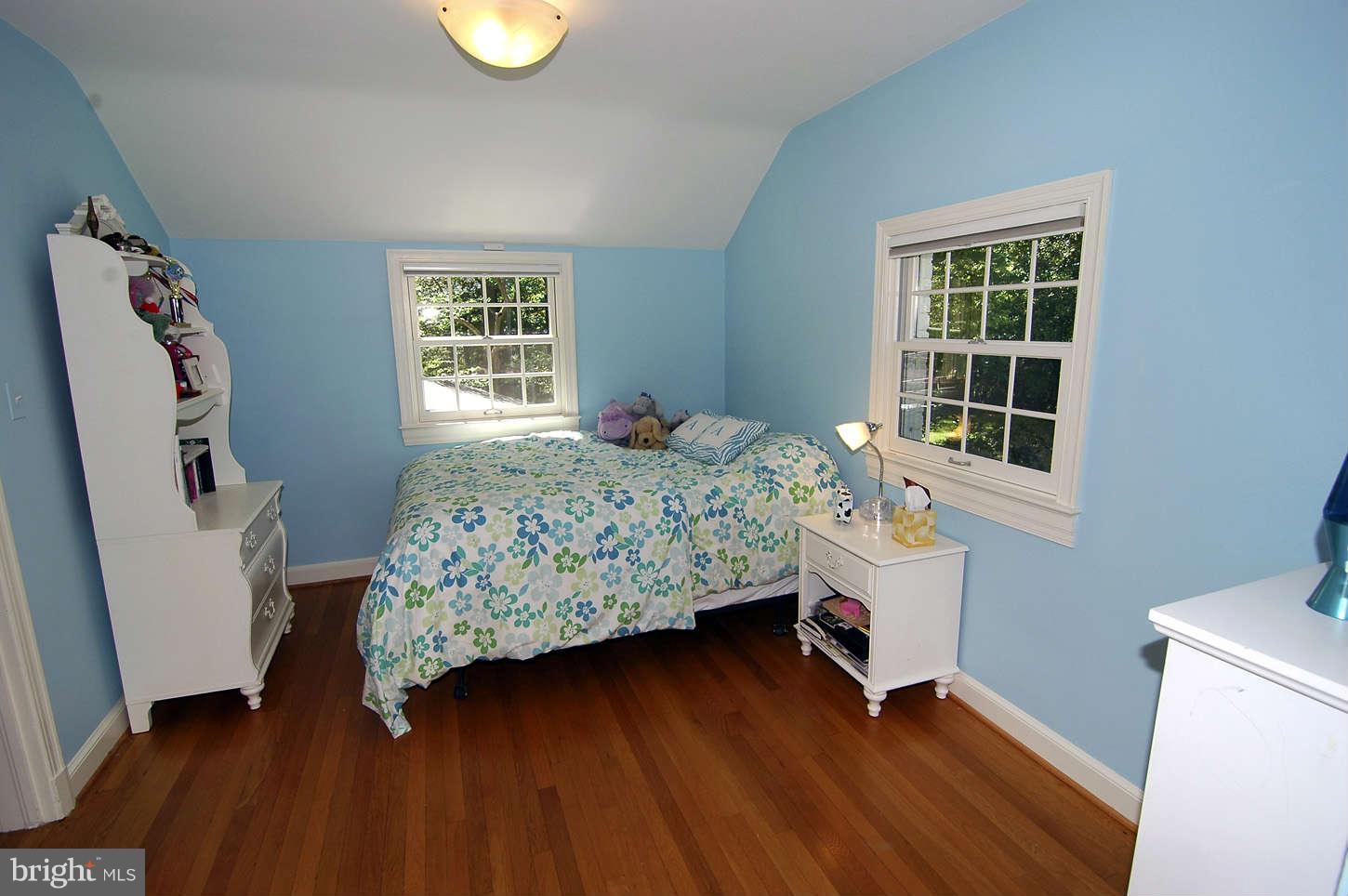 5606 Harwick Road Bethesda, MD 20816 - Photo 21 of 30 Bedroom