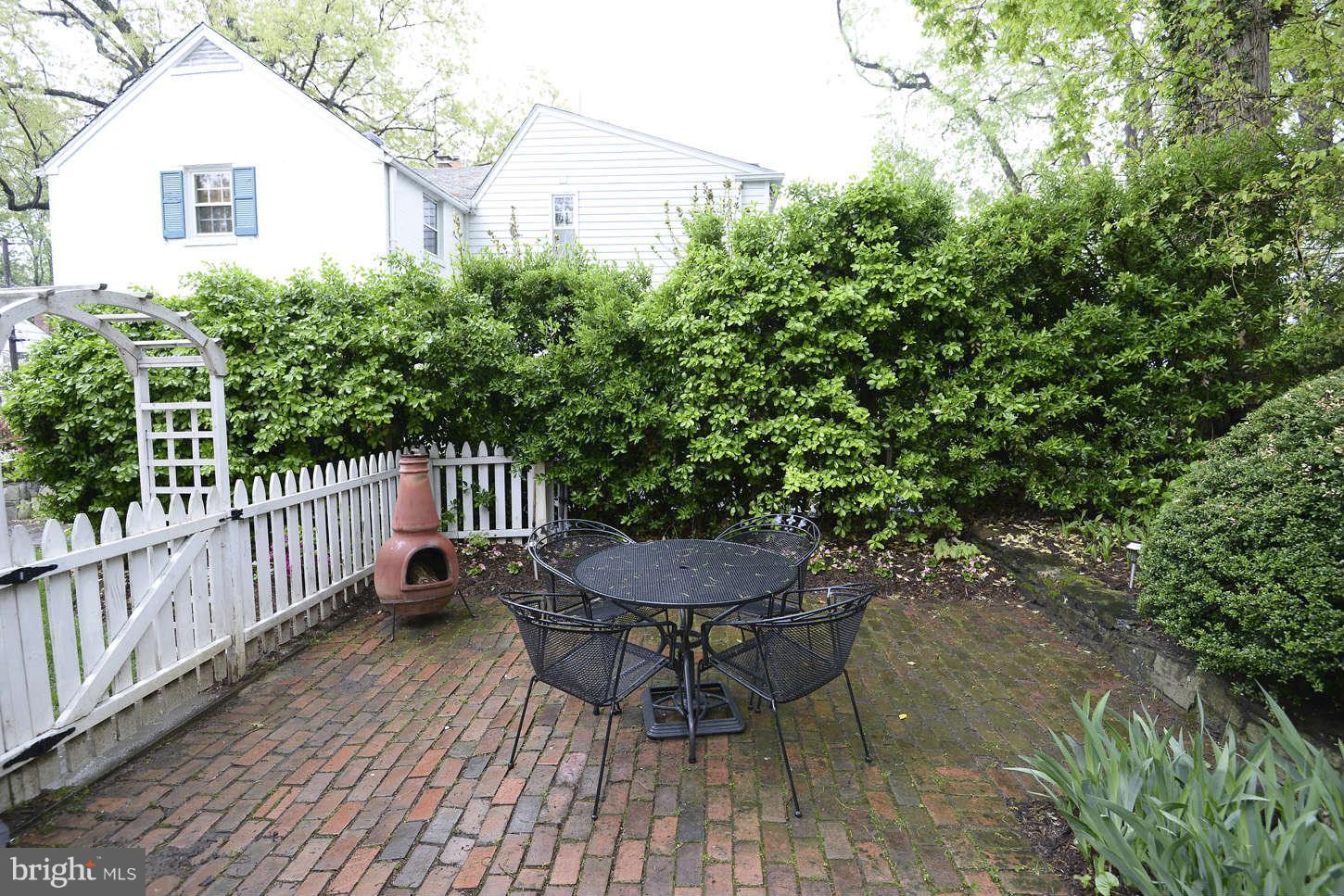 5606 Harwick Road Bethesda, MD 20816 - Photo 26 of 30 Exterior (Rear)