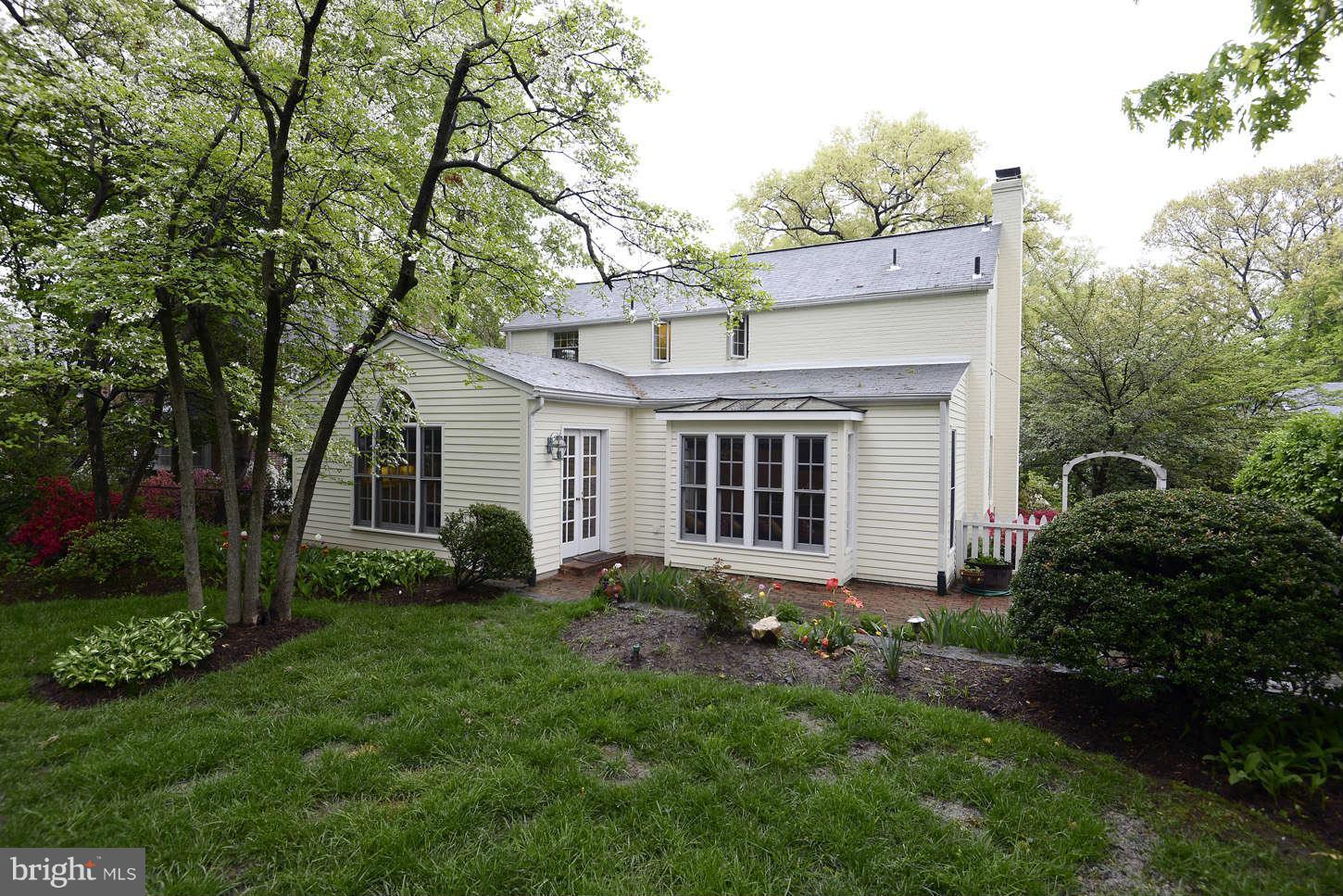 5606 Harwick Road Bethesda, MD 20816 - Photo 30 of 30 Exterior (Rear)
