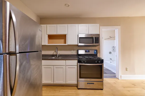 $1,300 | 198 Court Street, Unit 11, Binghamton, NY 13901