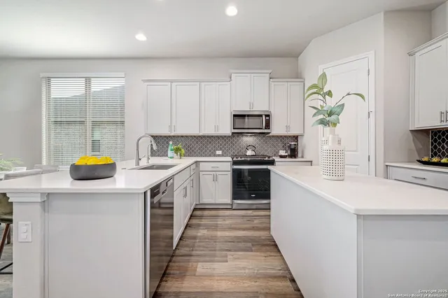 $474,900 | 29759 Slate Creek, Boerne, TX 78015