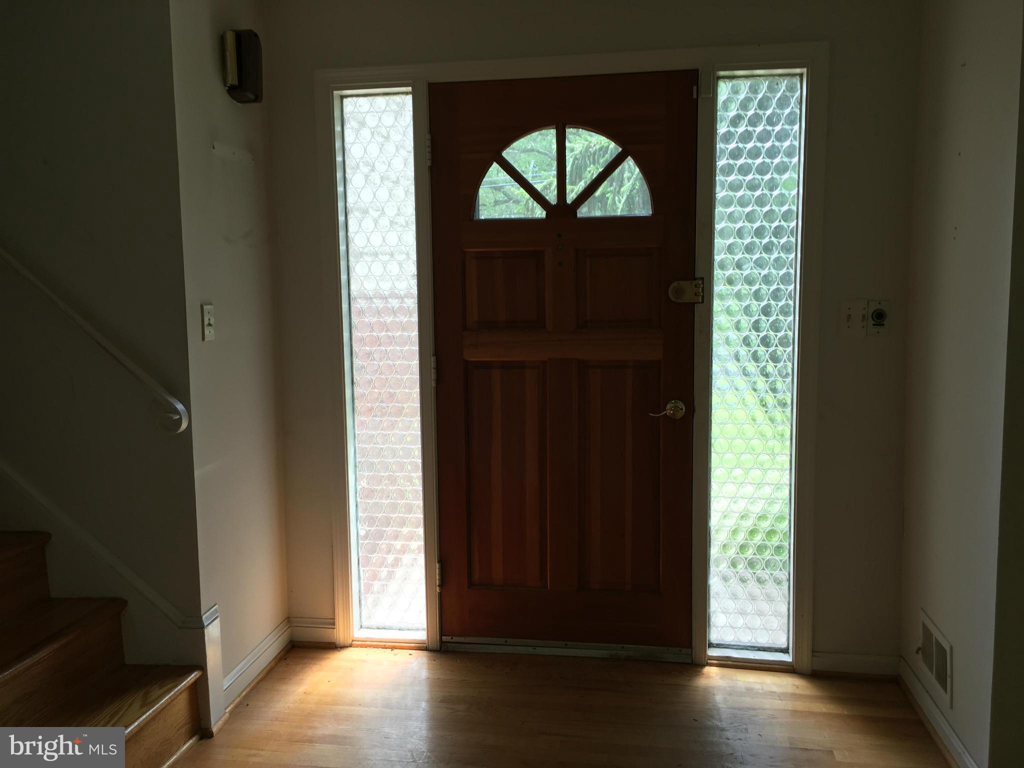 1308 Canyon Road Silver Spring, MD 20904 - Photo 6 of 30 Entry