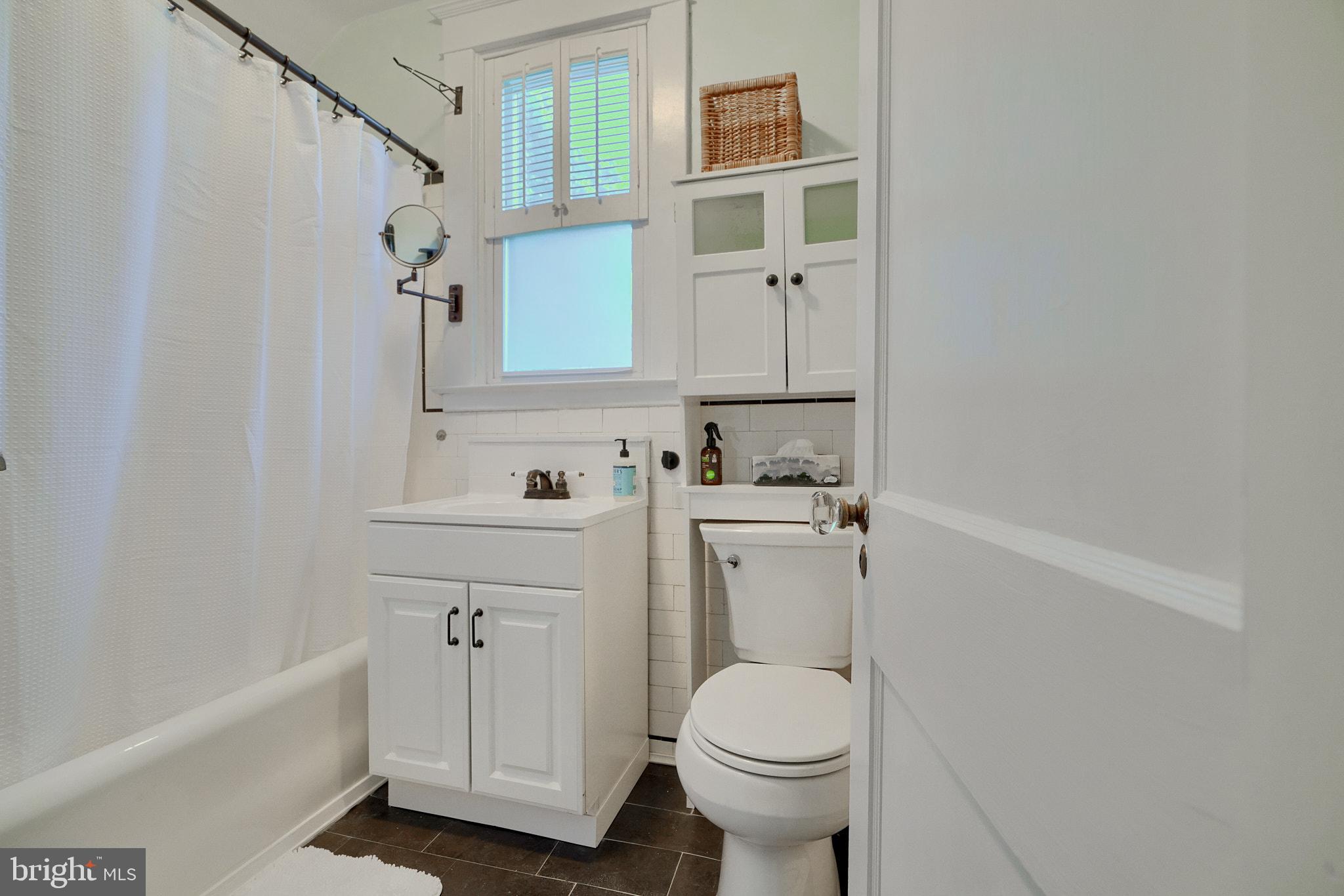 423 Westgate Road Baltimore, MD 21229 - Photo 30 of 40