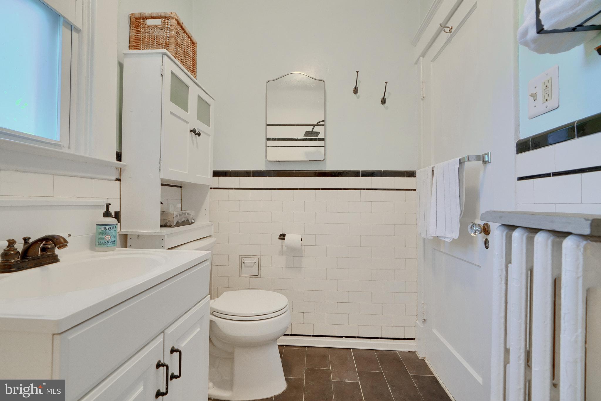423 Westgate Road Baltimore, MD 21229 - Photo 33 of 40