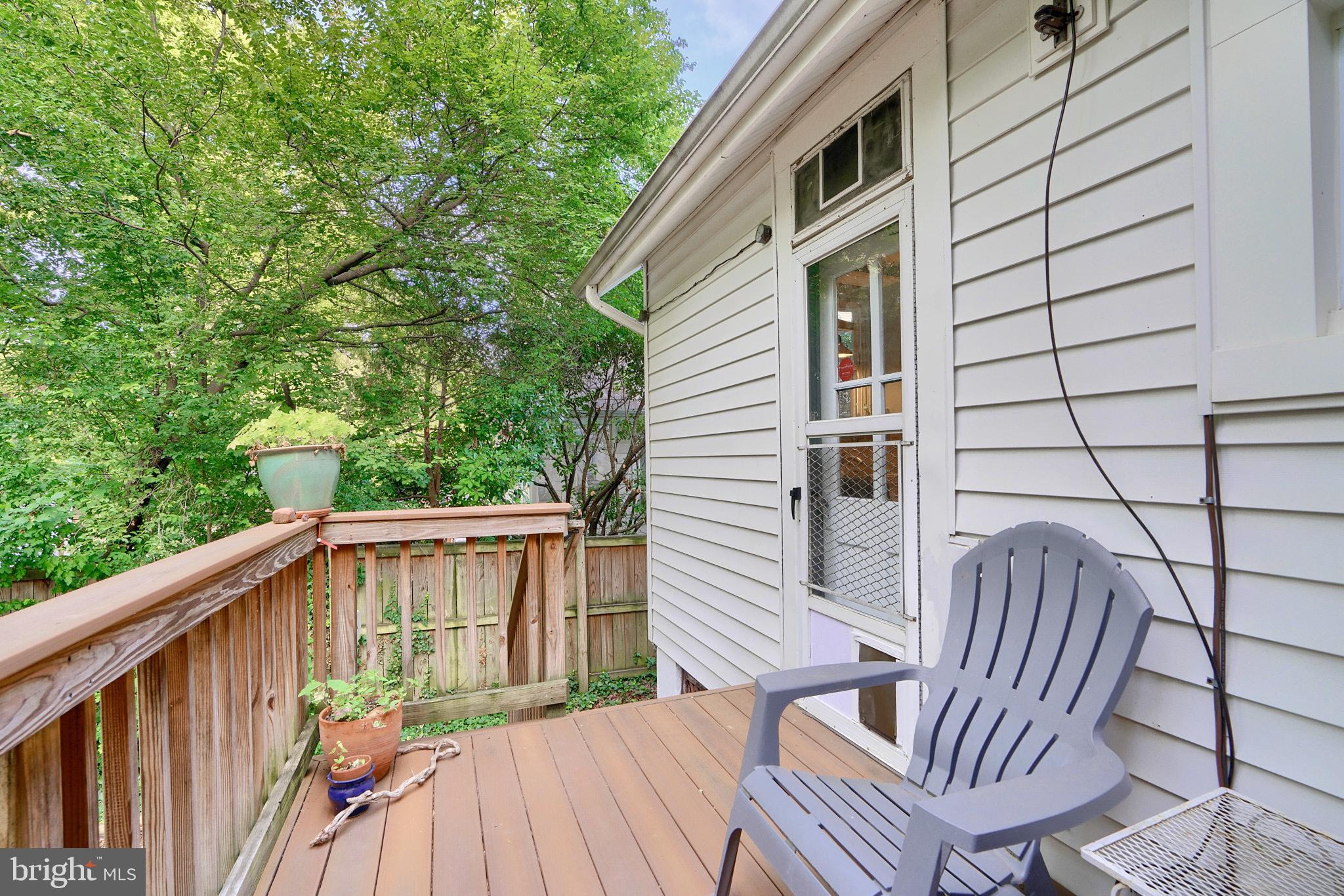 423 Westgate Road Baltimore, MD 21229 - Photo 35 of 40