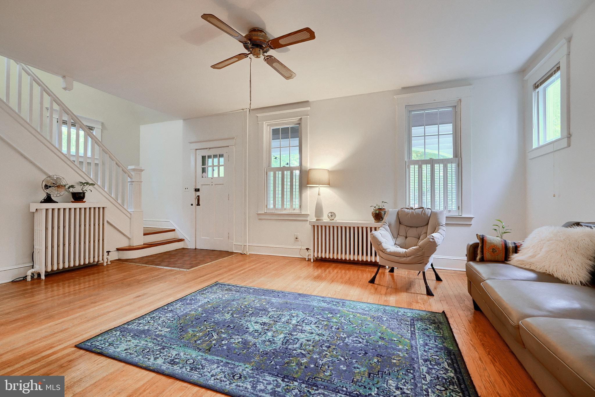 423 Westgate Road Baltimore, MD 21229 - Photo 6 of 40