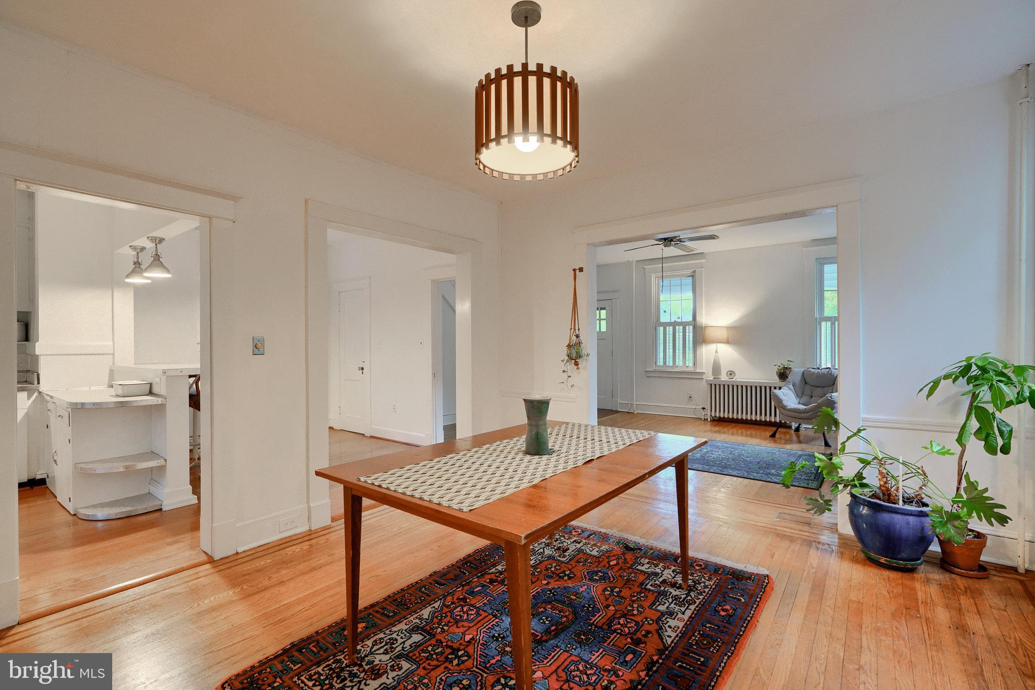 423 Westgate Road Baltimore, MD 21229 - Photo 9 of 40