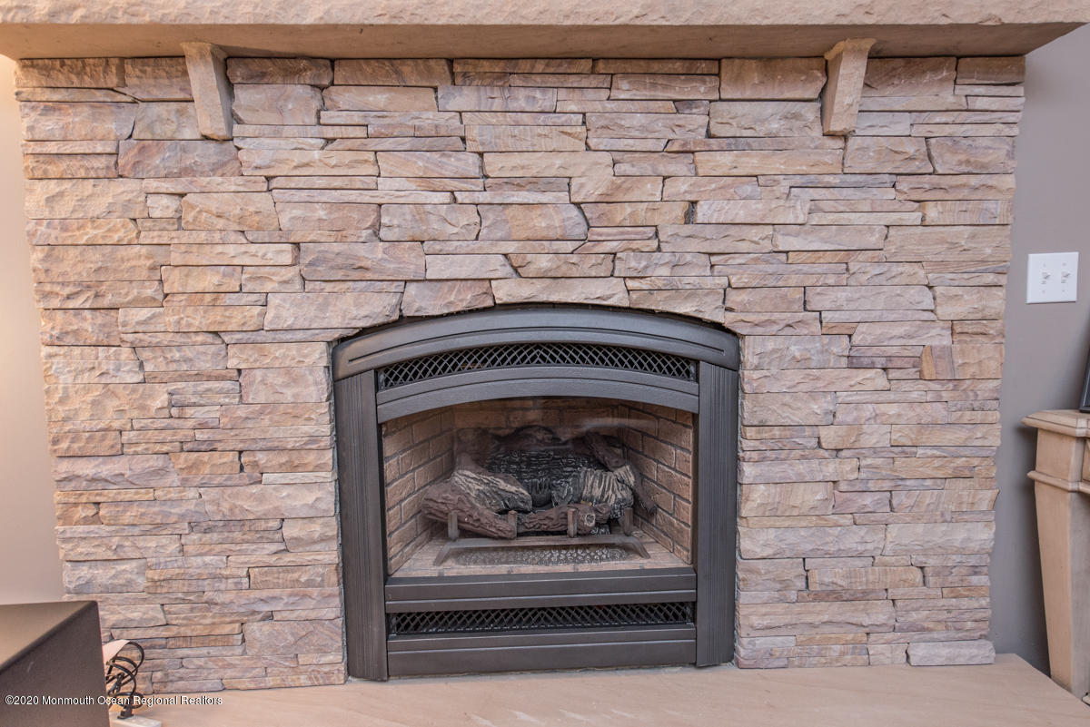 138 Frank Applegate Road Jackson, NJ 08527 - Photo 16 of 47 a close view of a fireplace
