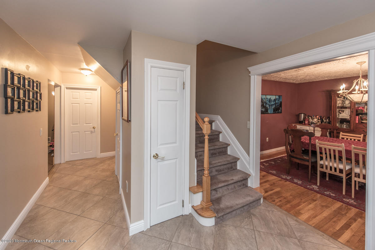 138 Frank Applegate Road Jackson, NJ 08527 - Photo 9 of 47 a view of a livingroom with furniture and staircase