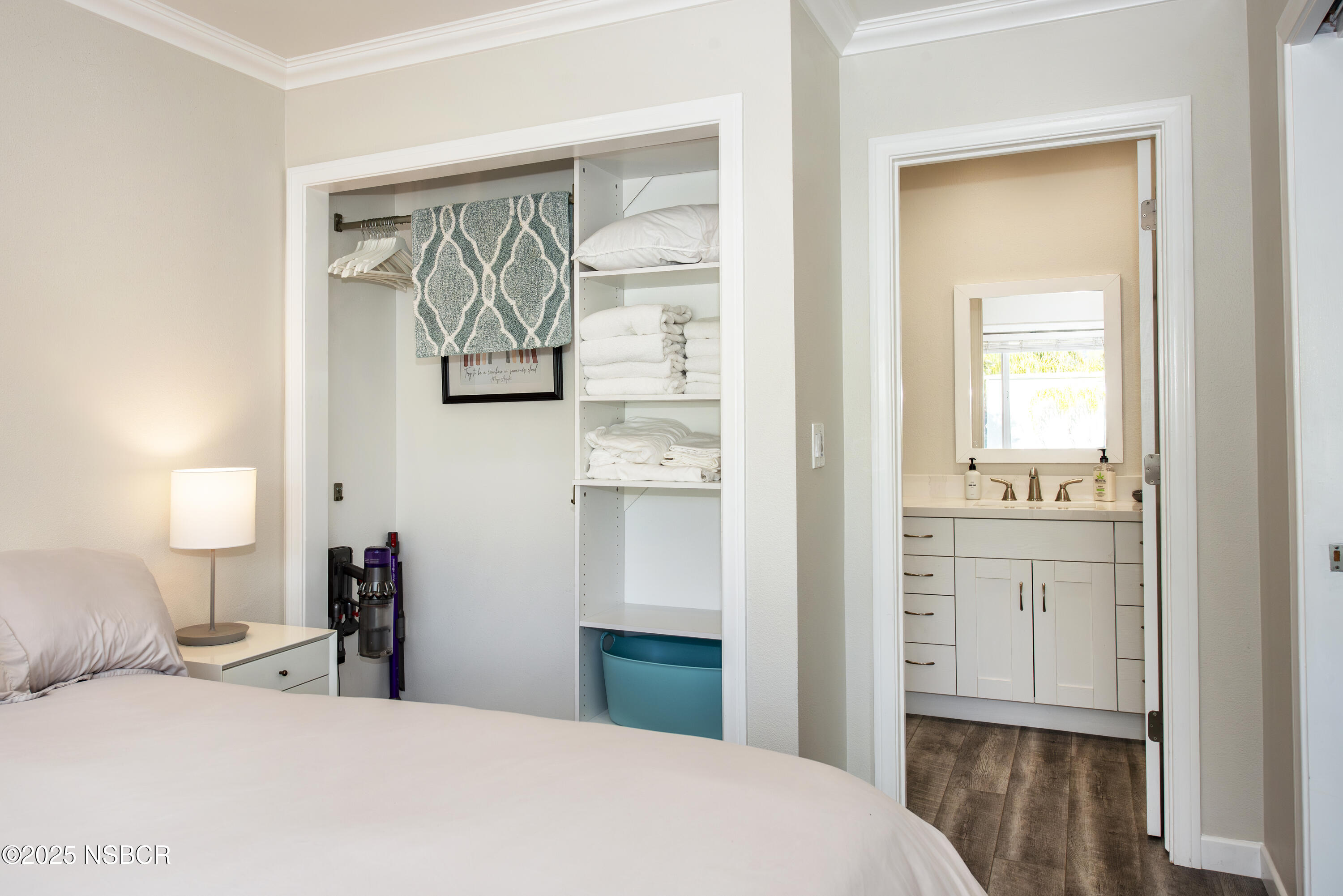 4880 Sandyland Road, Unit 11 Carpinteria, CA 93013 - Photo 10 of 28 9print