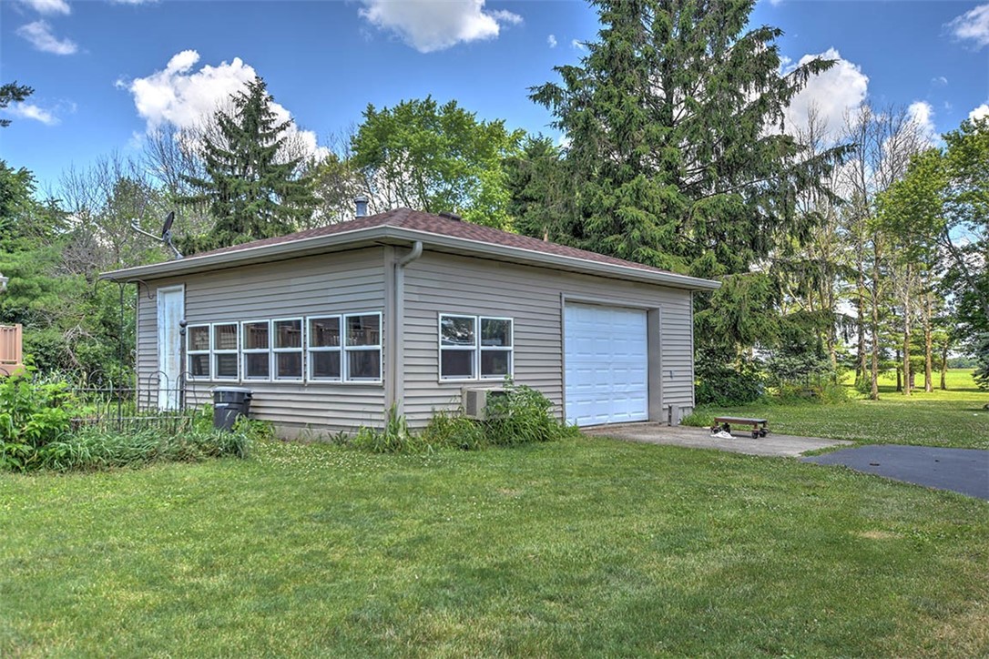 7240 West Ravina Park Road Warrensburg, IL 62573 - Photo 29 of 35