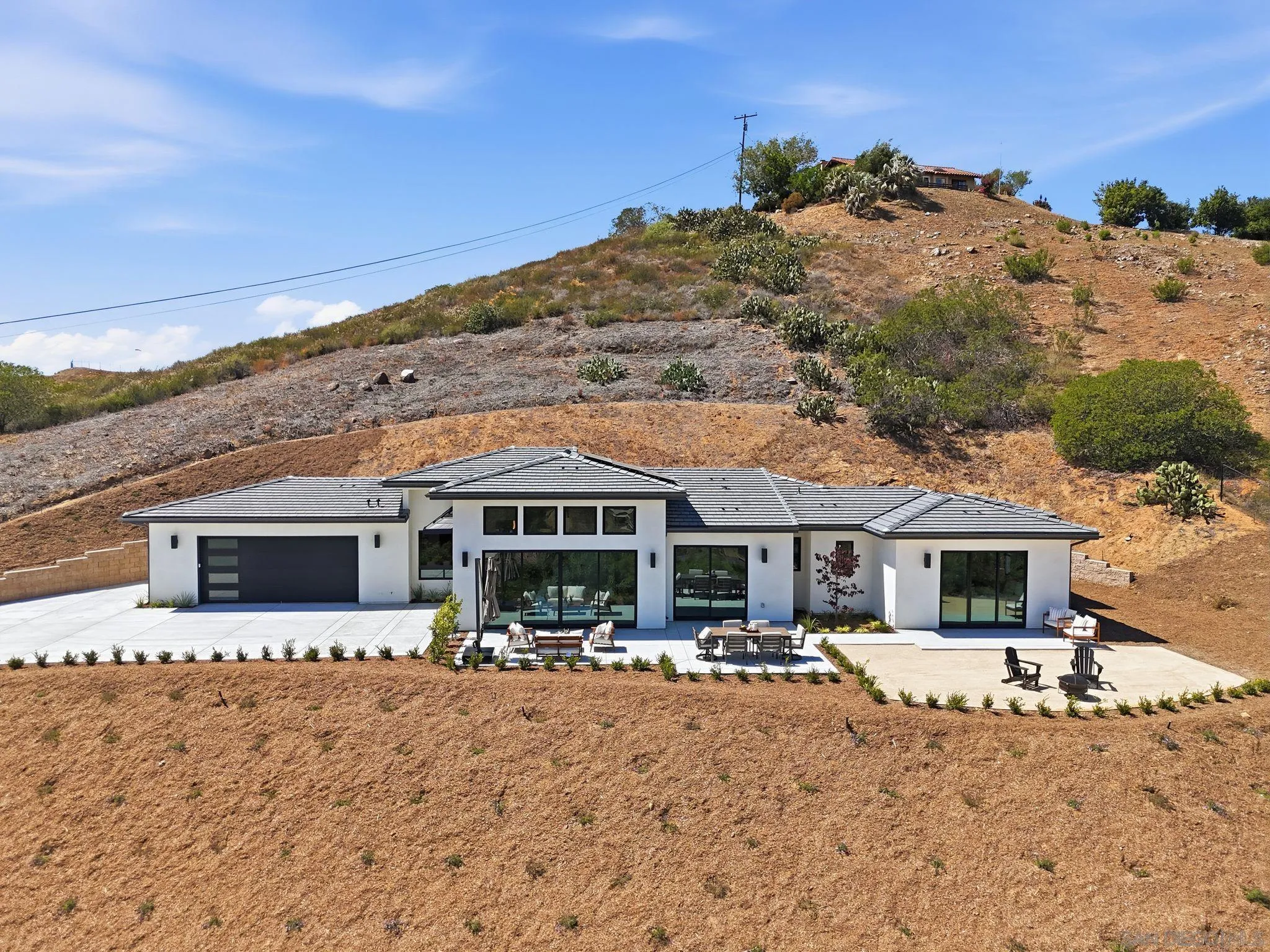 3916 Citrus Drive Fallbrook, CA 92028 - Photo 2 of 72 front view of a house with a patio