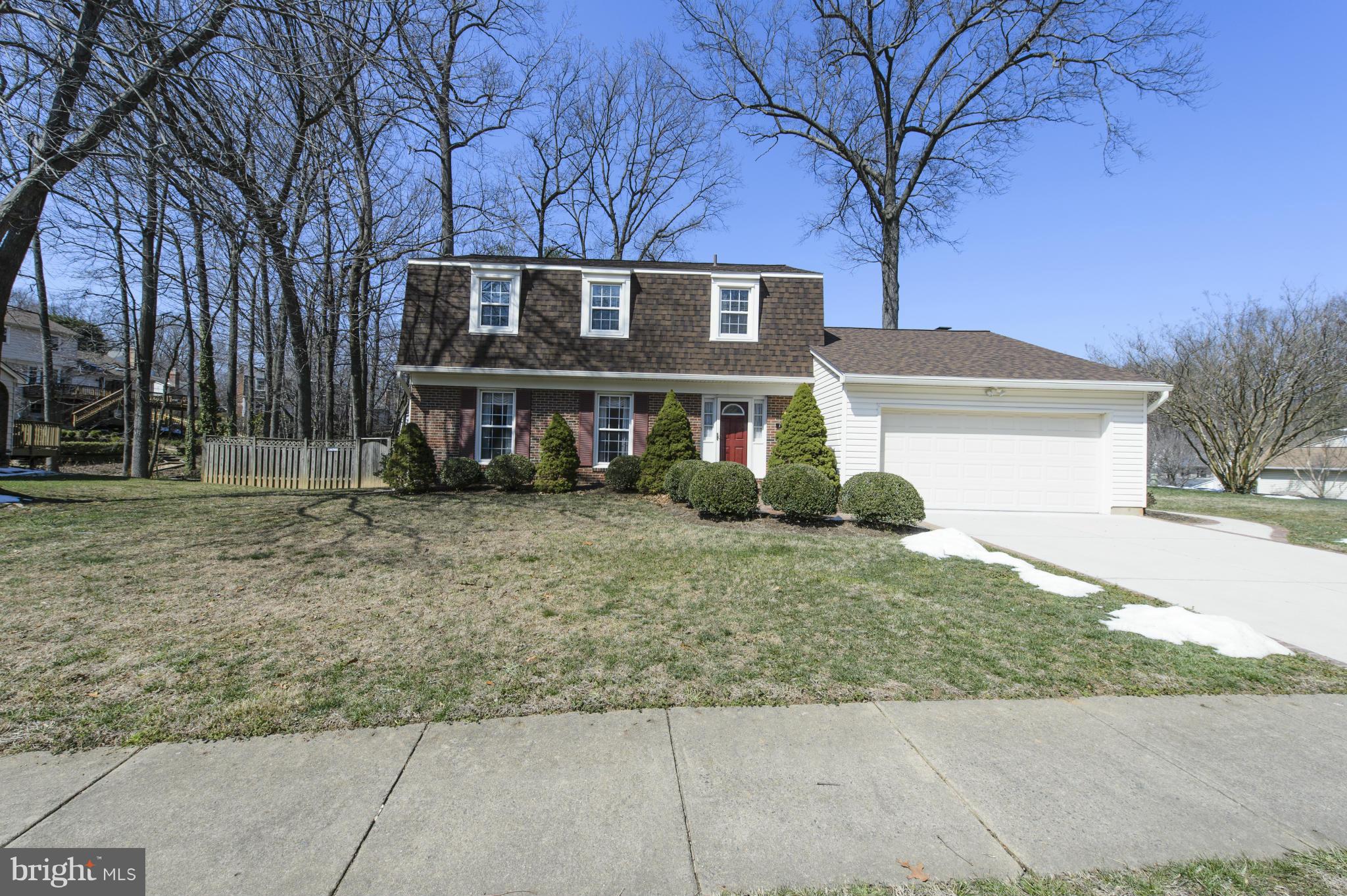 7900 Viola Street Springfield, VA 22152 - Photo 1 of 26 Exterior (Front)