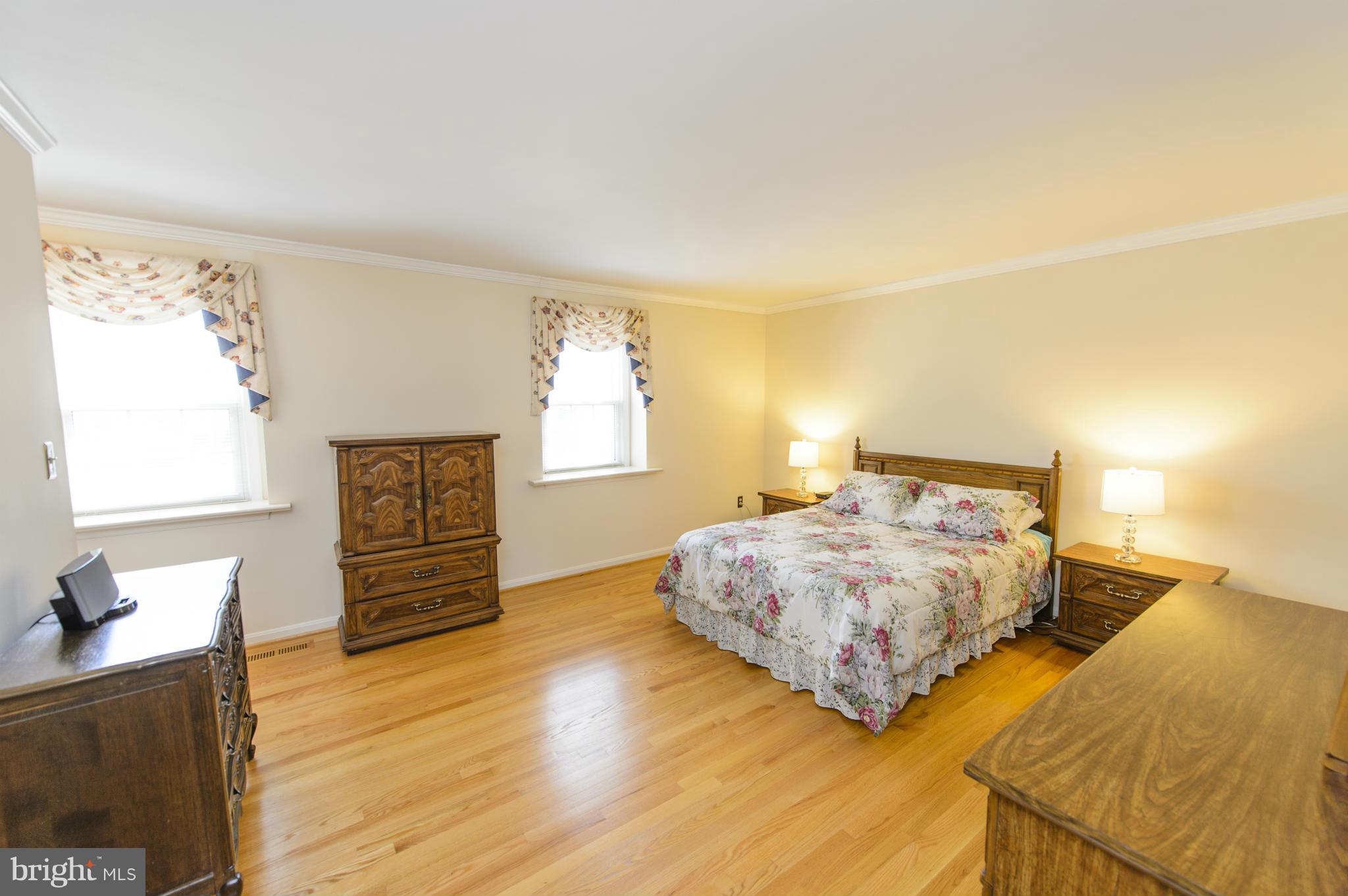 7900 Viola Street Springfield, VA 22152 - Photo 14 of 26 Bedroom (Master)