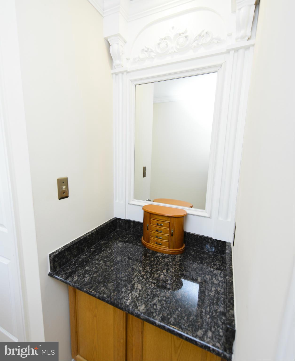 7900 Viola Street Springfield, VA 22152 - Photo 15 of 26 Bath (Master)