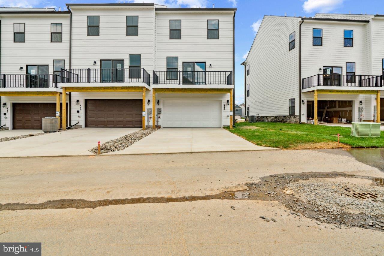 440 Herringbone Way Frederick, MD 21701 - Photo 7 of 37