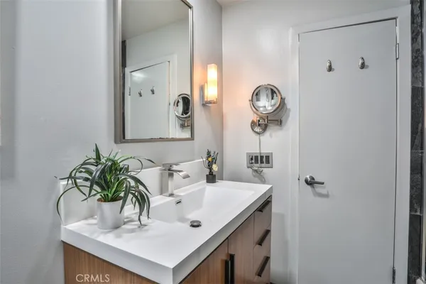$1,225,000 | 5322 Marina Pacifica Drive South, Long Beach, CA 90803