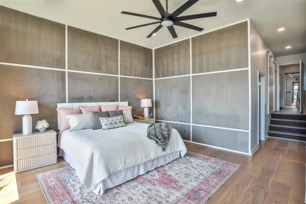 $1,225,000 | 5322 Marina Pacifica Drive South, Long Beach, CA 90803