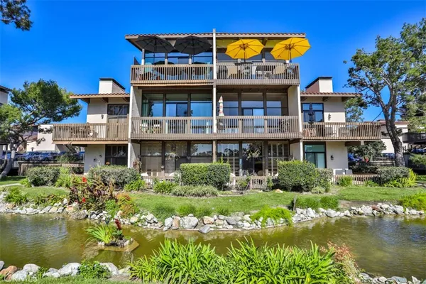 $1,225,000 | 5322 Marina Pacifica Drive South, Long Beach, CA 90803