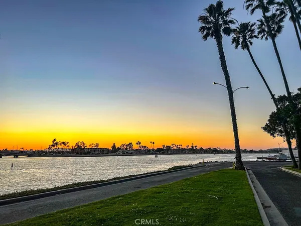 $1,225,000 | 5322 Marina Pacifica Drive South, Long Beach, CA 90803