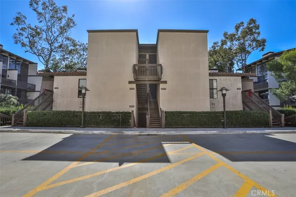 $1,225,000 | 5322 Marina Pacifica Drive South, Long Beach, CA 90803