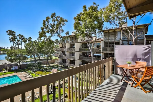 $1,225,000 | 5322 Marina Pacifica Drive South, Long Beach, CA 90803