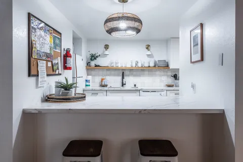 $699,000 | 2289 Sierra Nevada Road, Unit J8, Mammoth Lakes, CA 93546