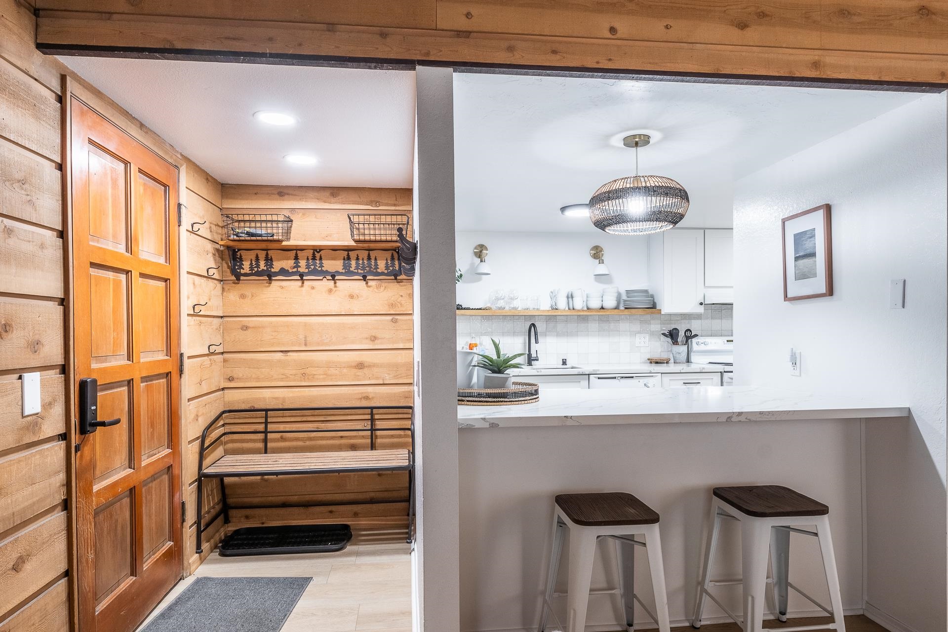 2289 Sierra Nevada Road, Unit J8 Mammoth Lakes, CA 93546 - Photo 17 of 30 Mudroom with recessed lighting and light wood-type flooring