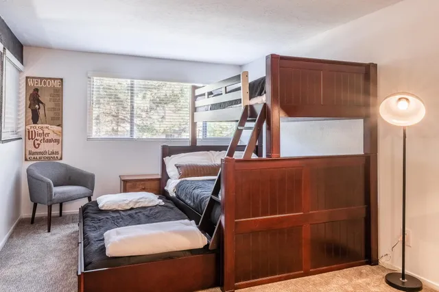 $699,000 | 2289 Sierra Nevada Road, Unit J8, Mammoth Lakes, CA 93546