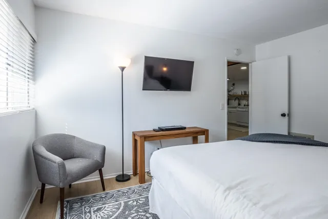 $699,000 | 2289 Sierra Nevada Road, Unit J8, Mammoth Lakes, CA 93546