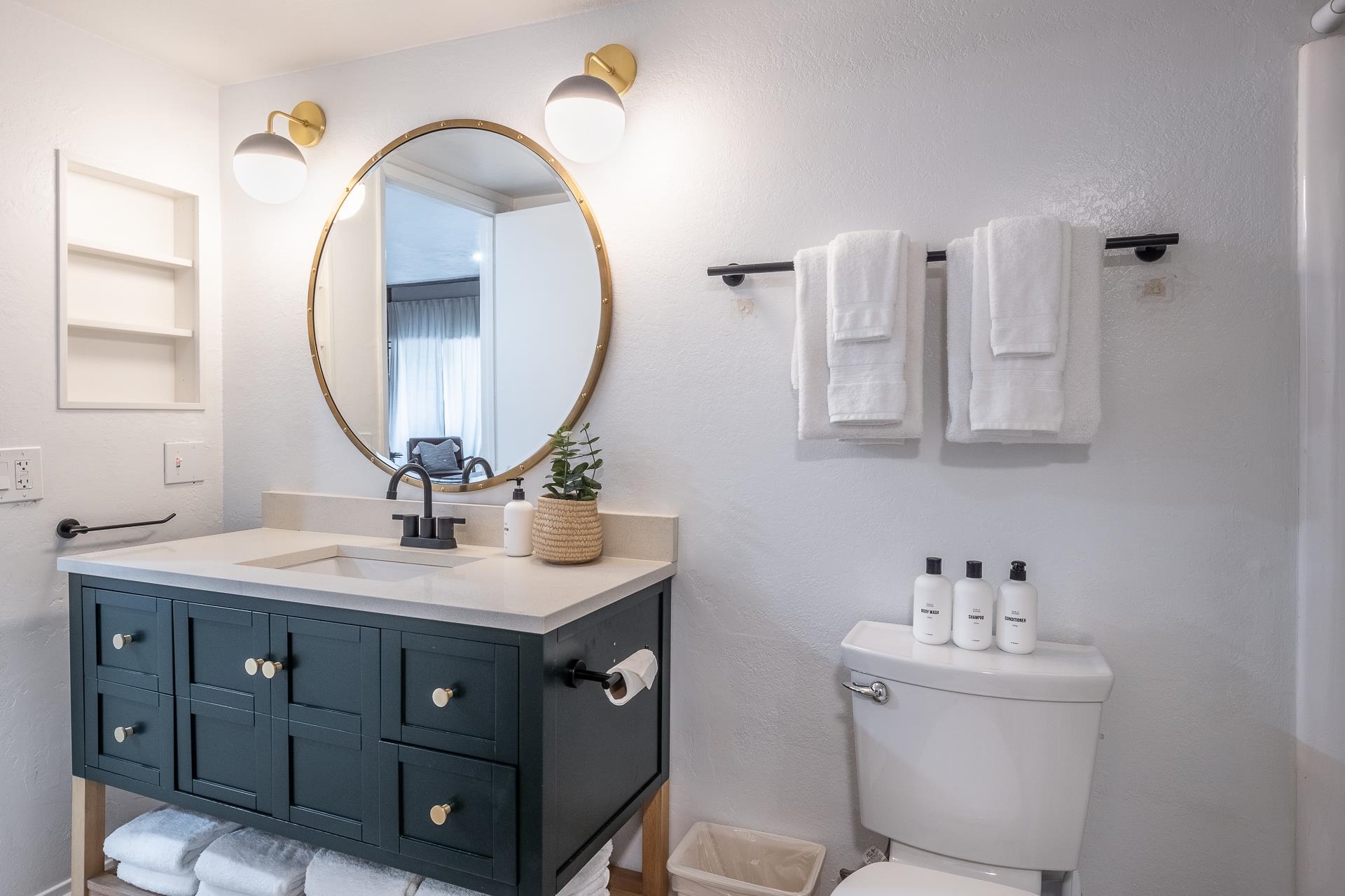 2289 Sierra Nevada Road, Unit J8 Mammoth Lakes, CA 93546 - Photo 6 of 30 Half bath featuring vanity and built in features