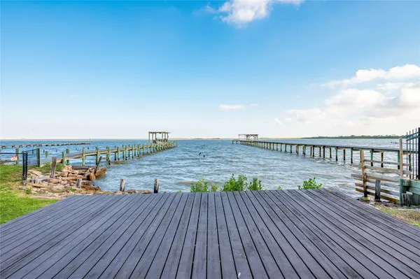 $475,000 | 1643 Dick Bay Street, Dickinson, TX 77539