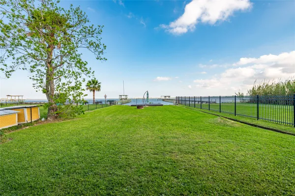 $475,000 | 1643 Dick Bay Street, Dickinson, TX 77539