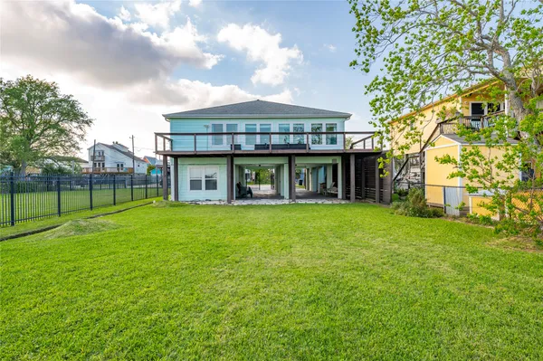 $475,000 | 1643 Dick Bay Street, Dickinson, TX 77539
