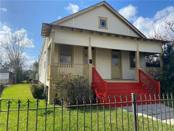 $1,800 | 1101 L B Landry Avenue, New Orleans, LA 70114
