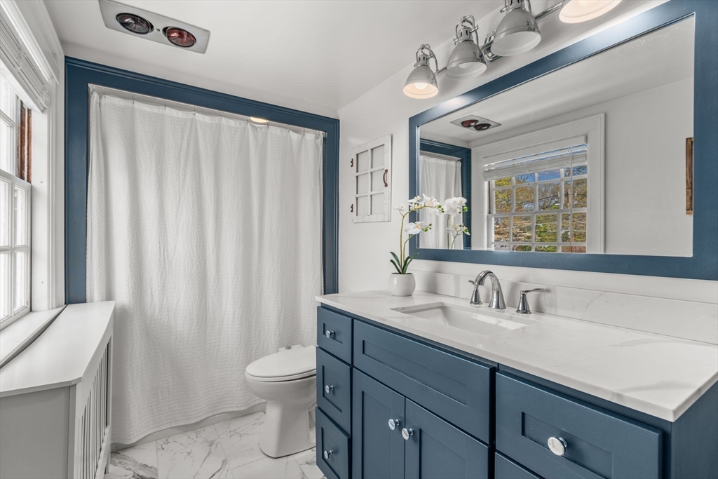 47 Indian Head Road Framingham, MA 01701 - Photo 17 of 36