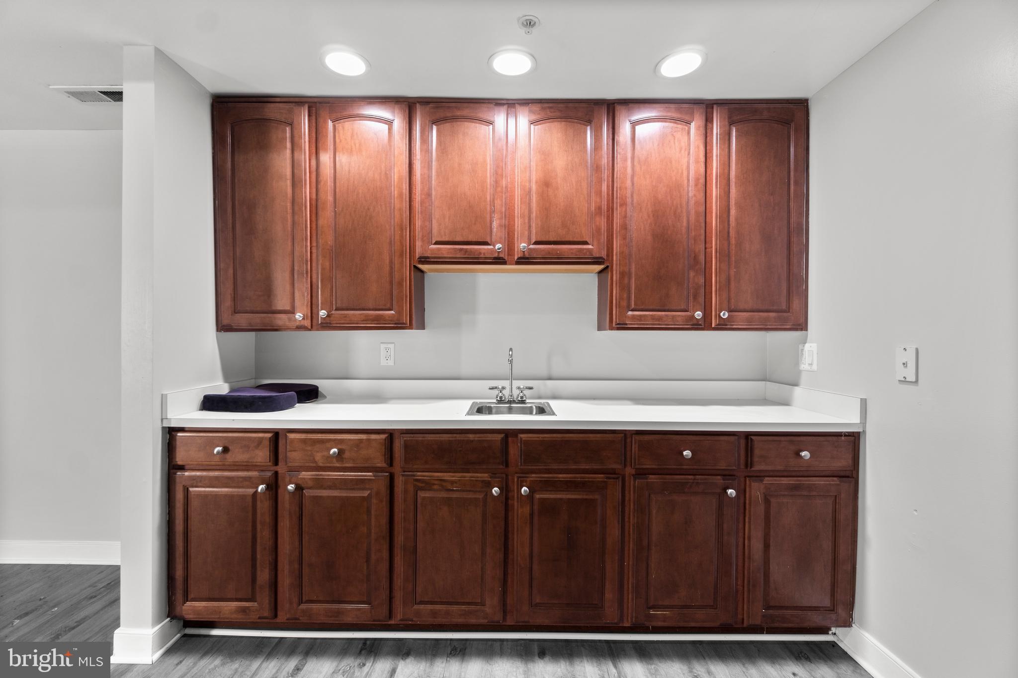 600 Olney Sandy Spring Road Sandy Spring, MD 20860 - Photo 31 of 40 WET BAR