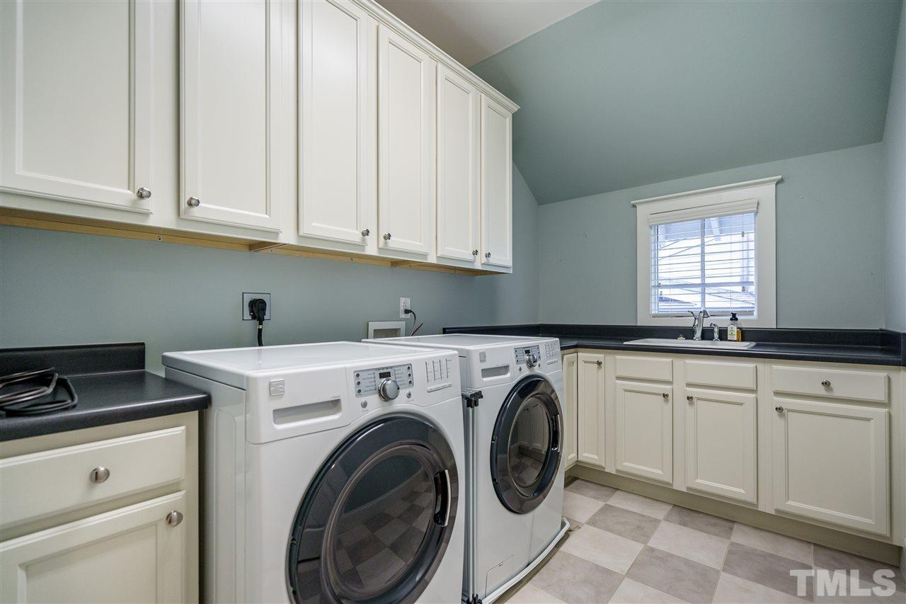 2105 Blue Oak Terrace Raleigh, NC 27608 - Photo 23 of 27
