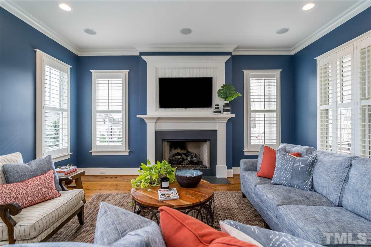 2105 Blue Oak Terrace Raleigh, NC 27608 - Photo 4 of 27