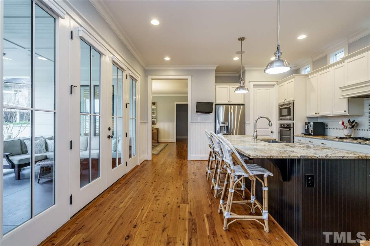 2105 Blue Oak Terrace Raleigh, NC 27608 - Photo 5 of 27